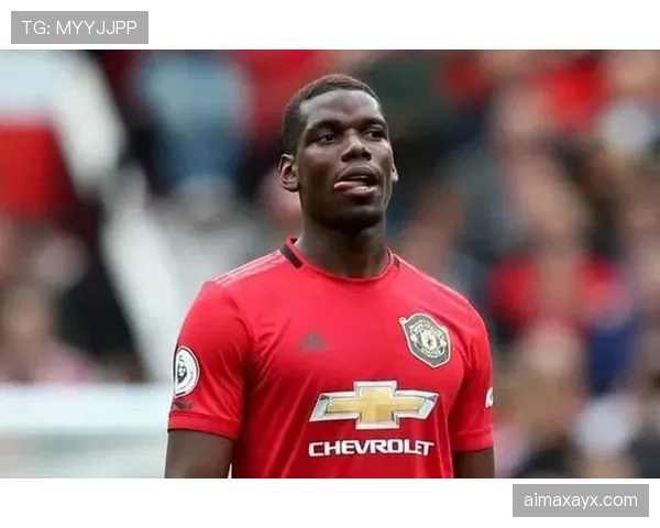 看到保罗·乔治在私人飞机旁自拍，我的公交卡都想辞职了